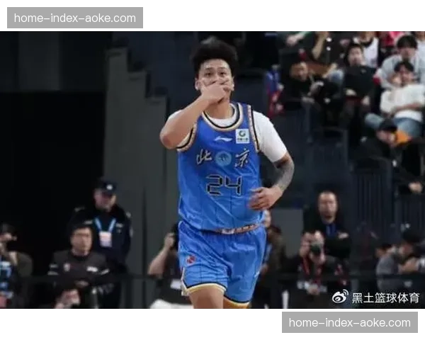 北京首钢后卫赵睿因社交媒体不当言论被CBA官方停赛3场并罚款5万元